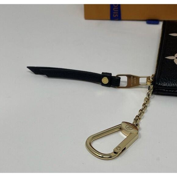 Louis Vuitton Bicolor KEY CLES POUCH BNIB - Picture 9 of 10